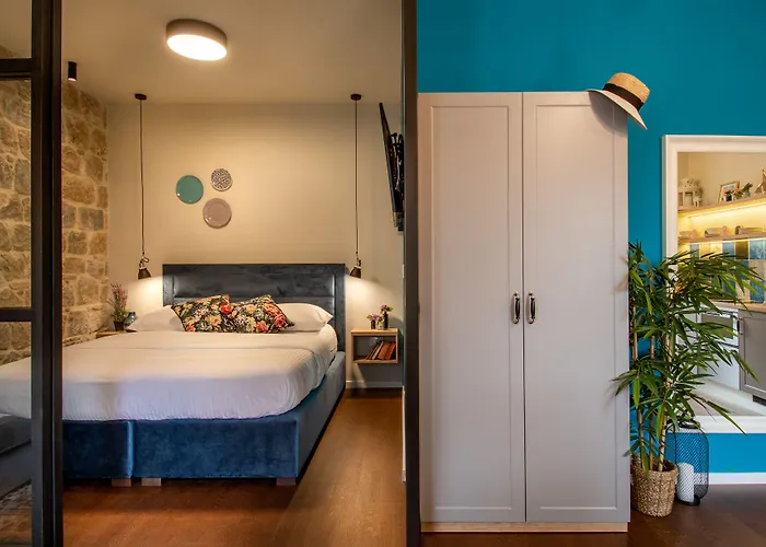 Luxury Mareta Couette-café 4*