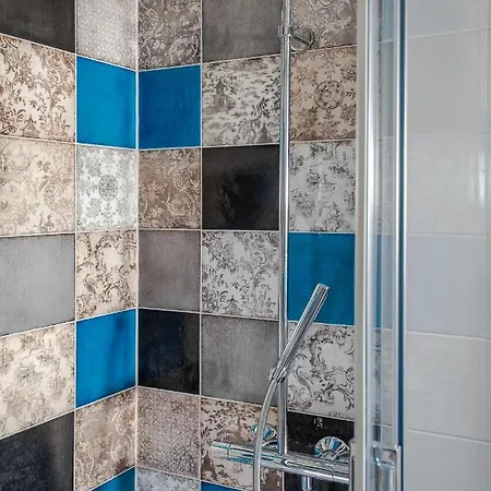 Luxury Mareta 4*
